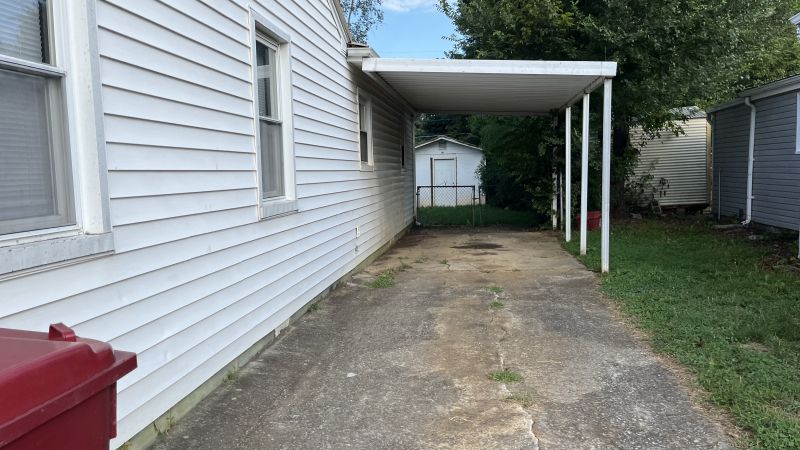 1311 E Holston Ave - Johnson City, TN