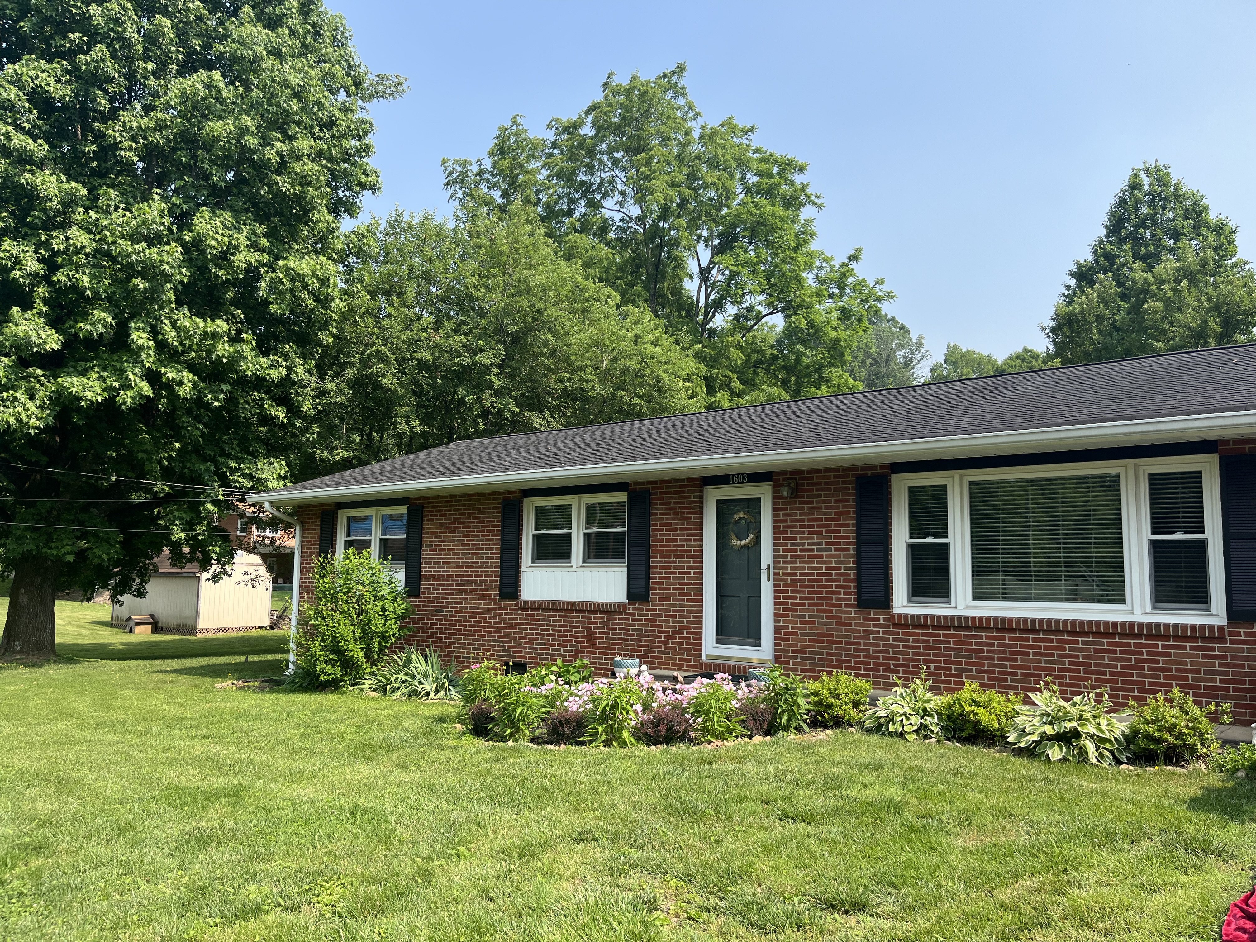 1603 Seminole Dr - Johnson City, TN