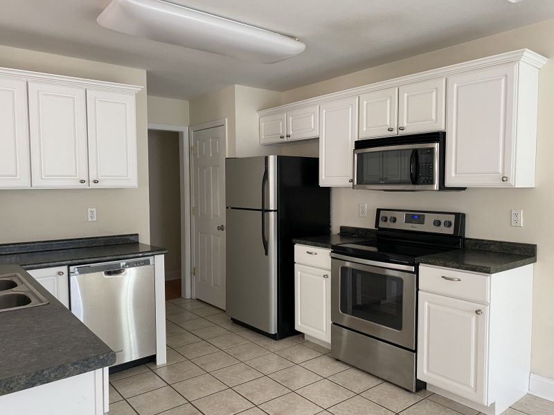 4 Larchmont, TN