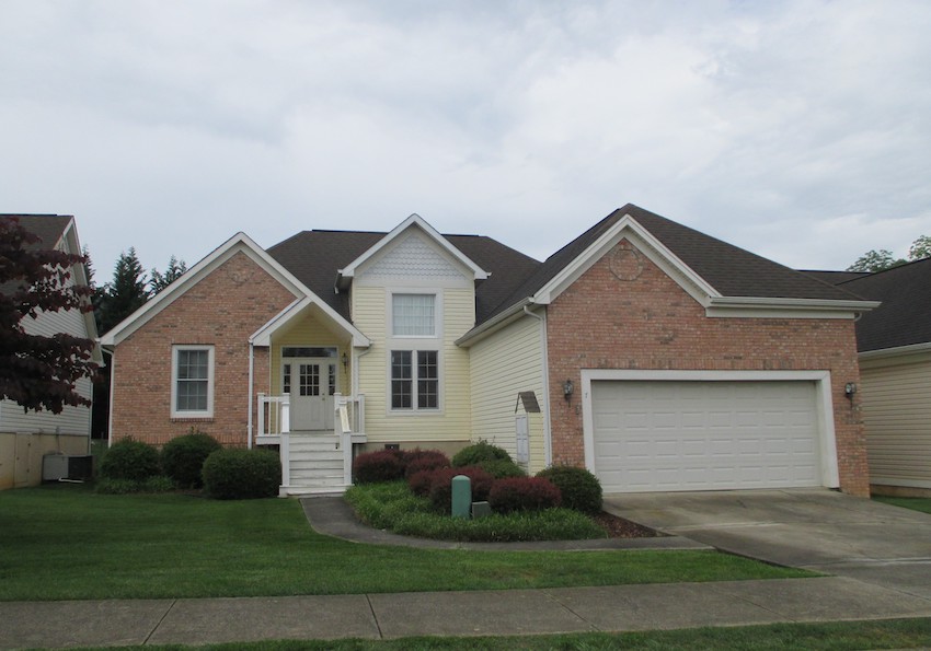 7 Willow Tree Ct - Johnson City, TN