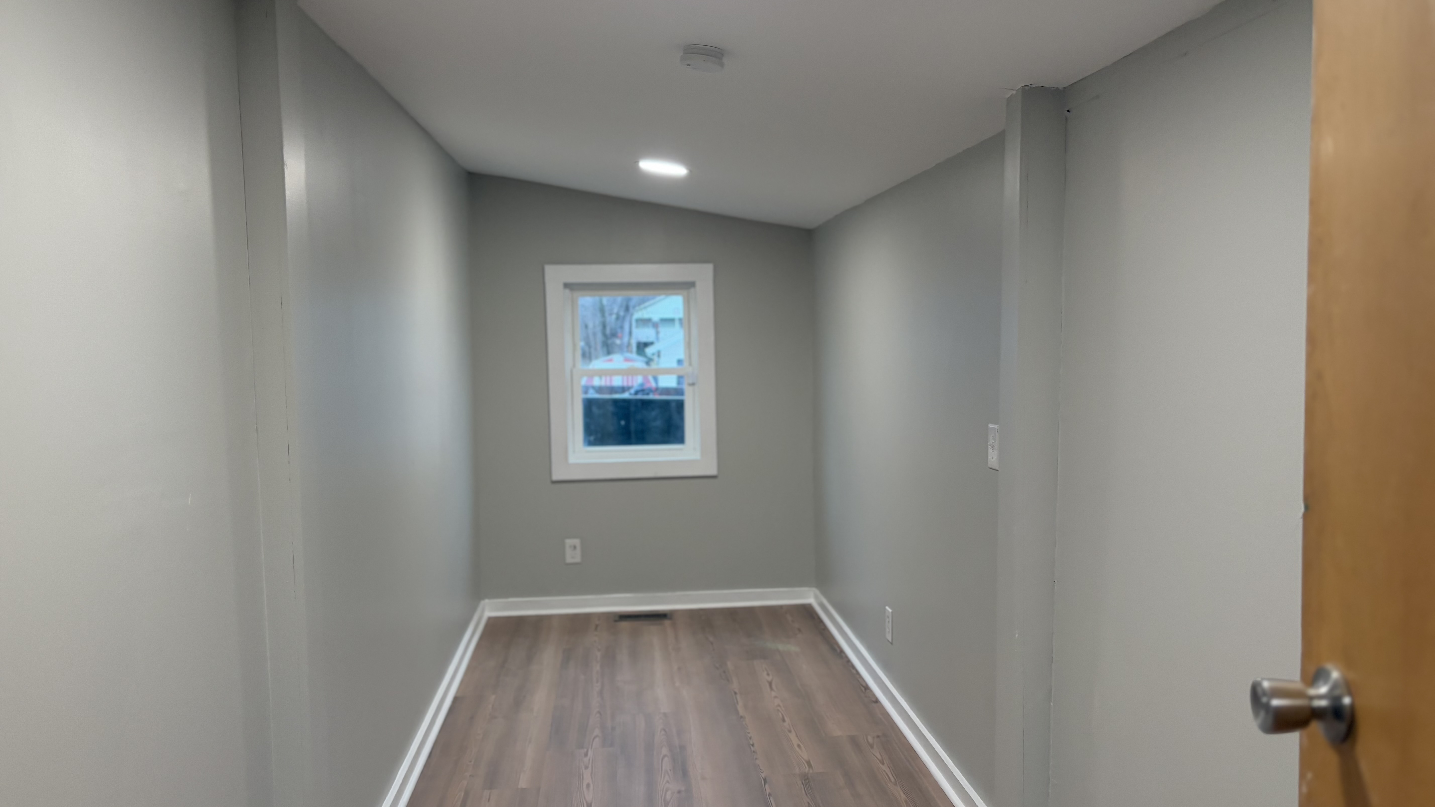 904 E Myrtle Ave, TN