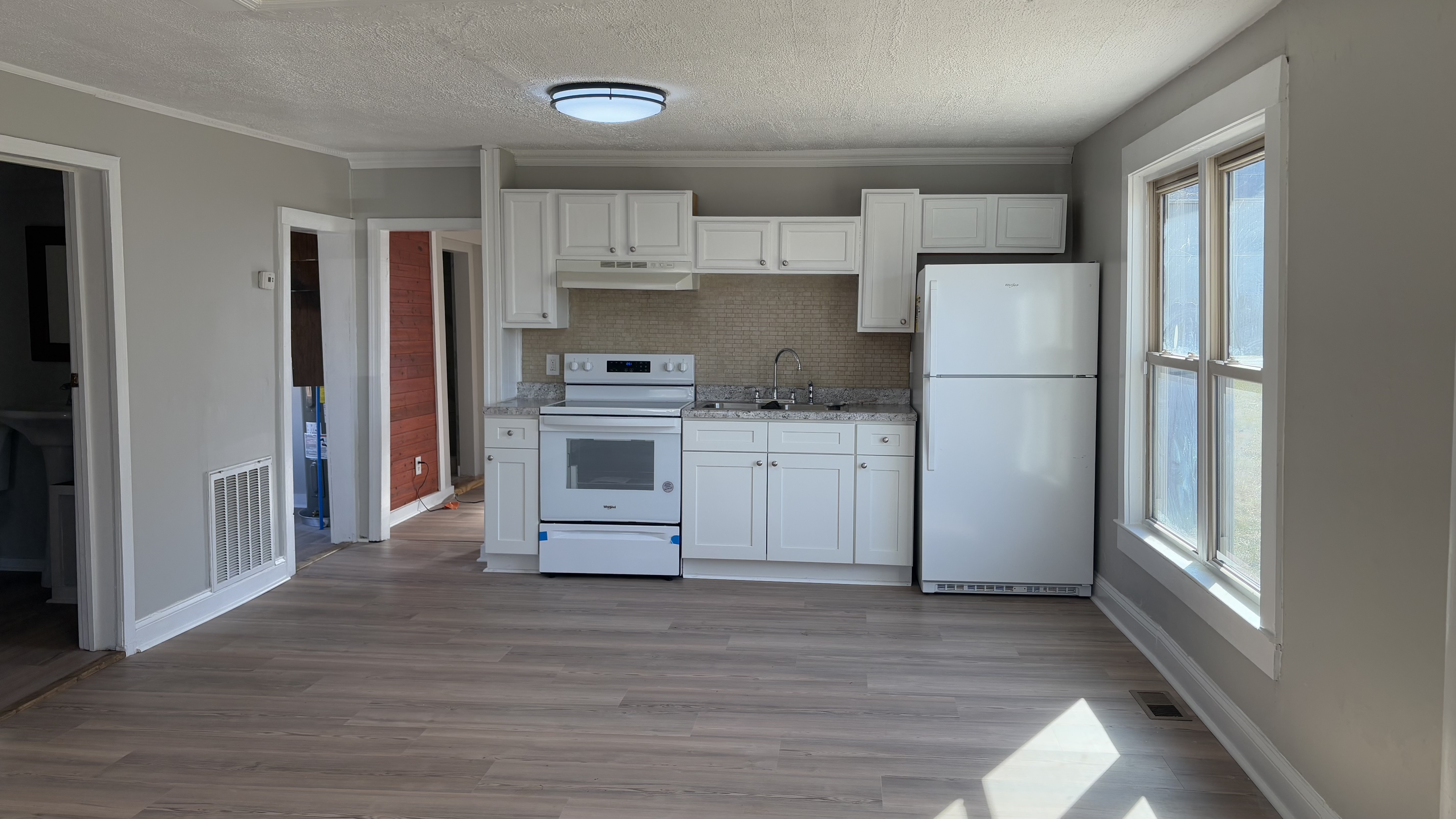 904 E Myrtle Ave, TN