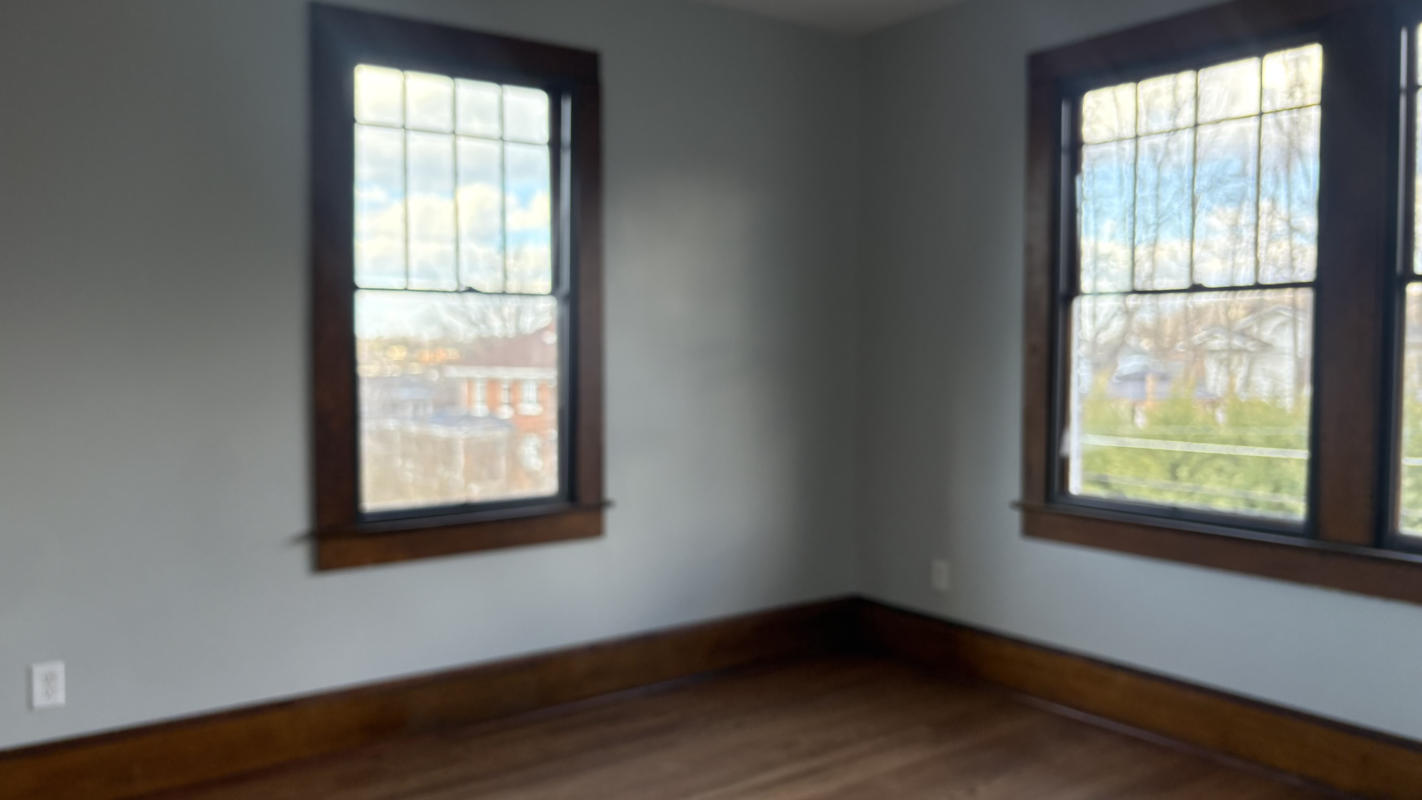 400 W Pine St and 904 Earnest, TN